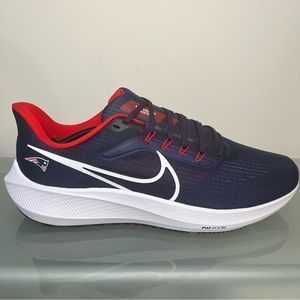Nike Air Zoom Pegasus 39 x NFL New England Patriots Size 13 DR2054-400 Blue Red